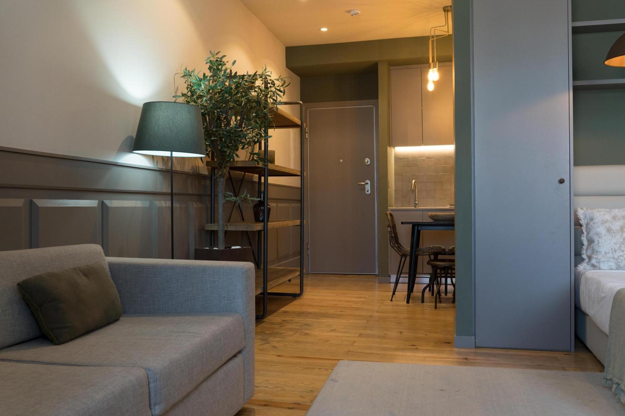 Deluxe Apartment