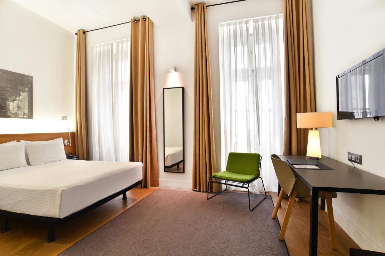 Standard Double Room,1287835720:JPEG
