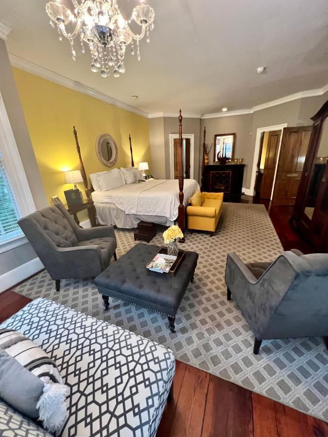Premium King Room