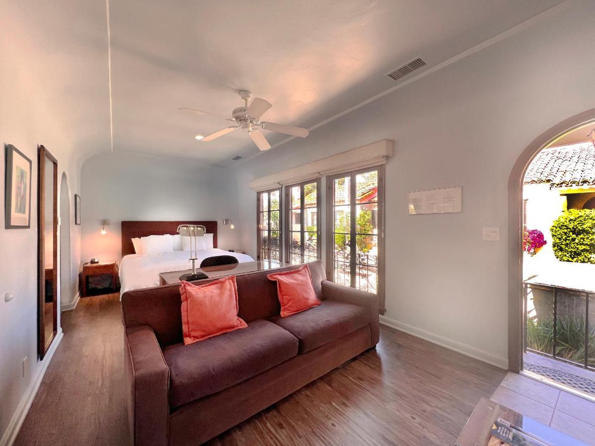 One-Bedroom Suite