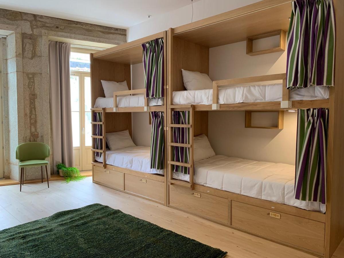 Bed 12-Bed Mixed Dormitory Room