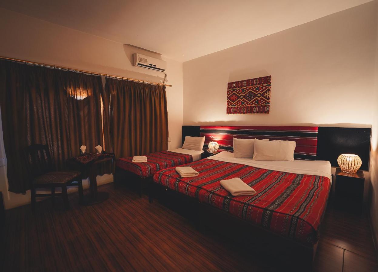 Triple Room with City View
