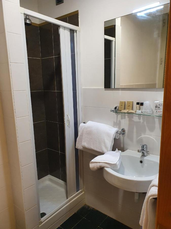 Single Room,1609311261:JPEG