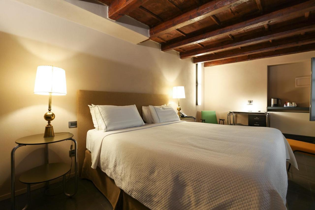 Superior Deluxe Double Room with Canal View - Annex