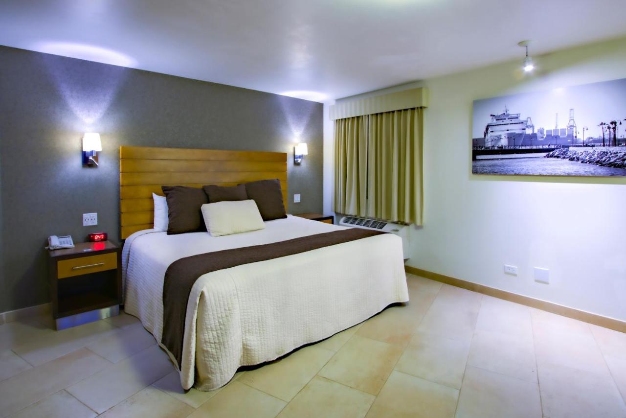 Standard King Room