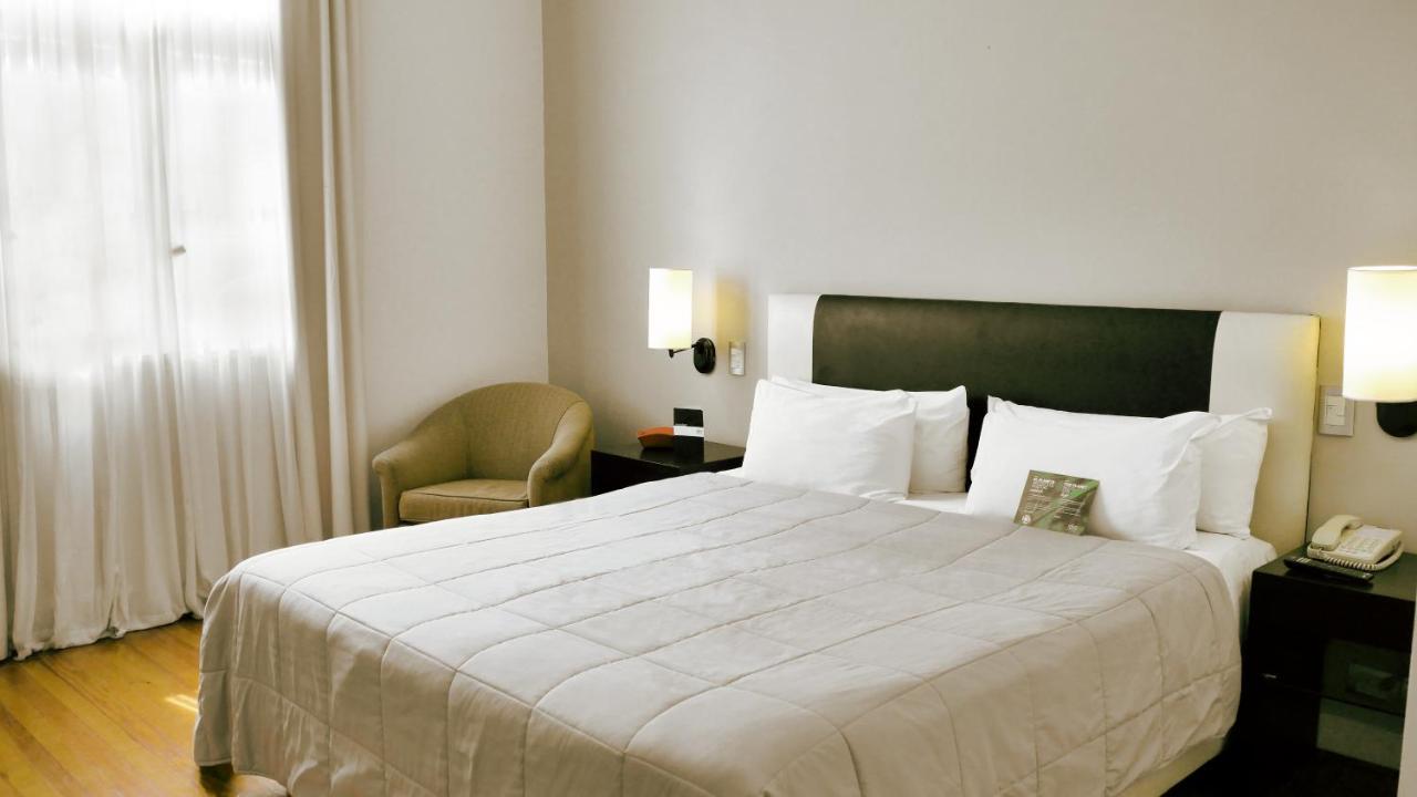 Double or Twin Room,1333369493:JPEG
