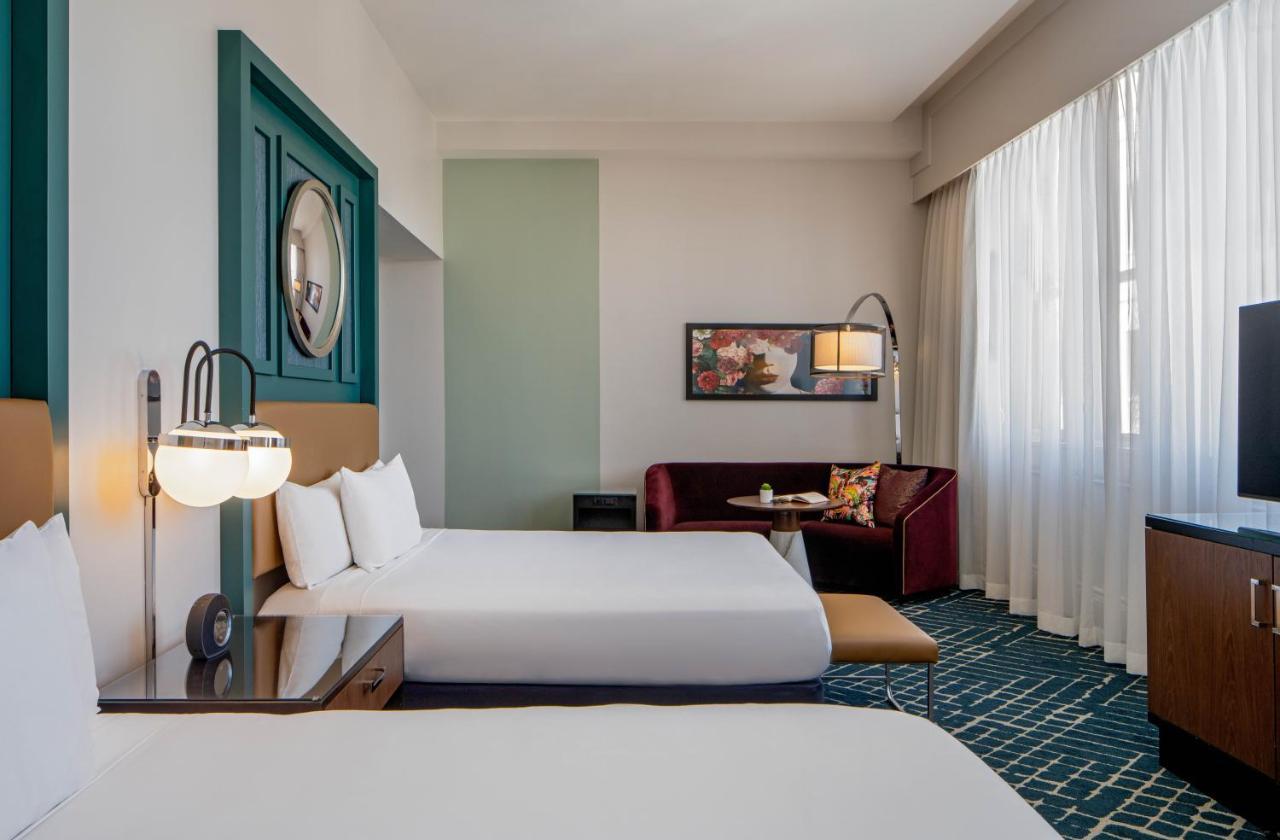 Queen Room Two Queen Beds Accessible Tub Disability Access,1545445573:JPEG