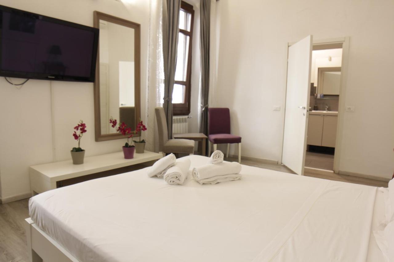 Superior Double Room Private Bathroom