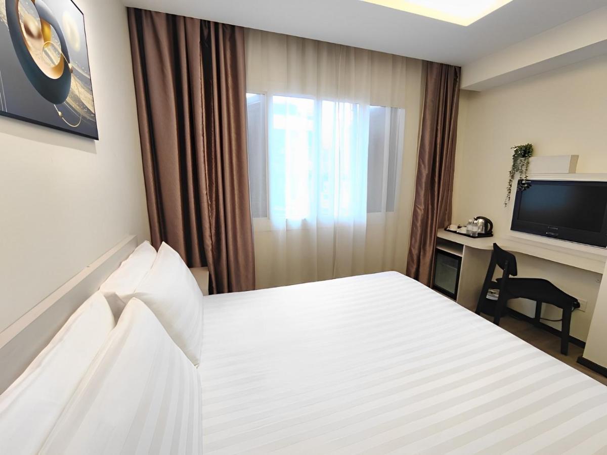 Deluxe Double or Twin Room,1349936428:JPEG