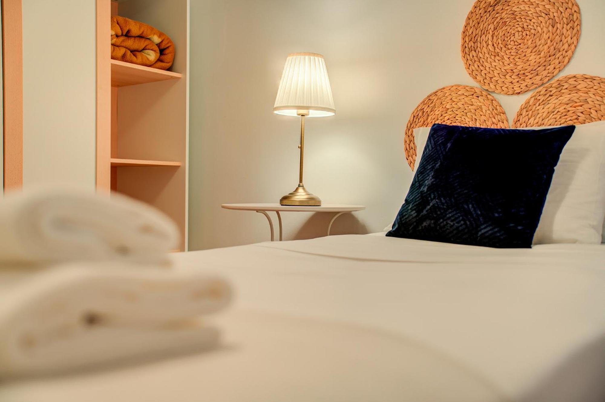 Single Room with Shared Bathroom