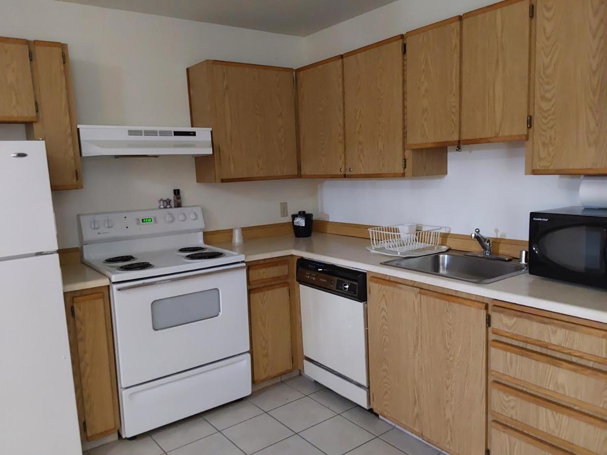 Deluxe Queen Suite