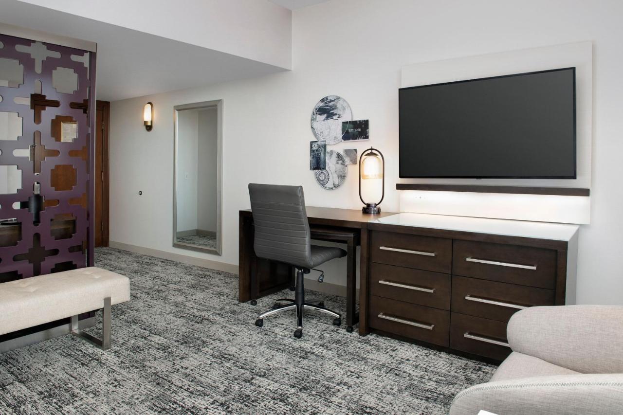 King Room with Bay View,1362982304:JPEG