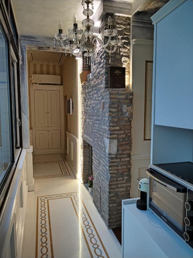 Superior King Suite