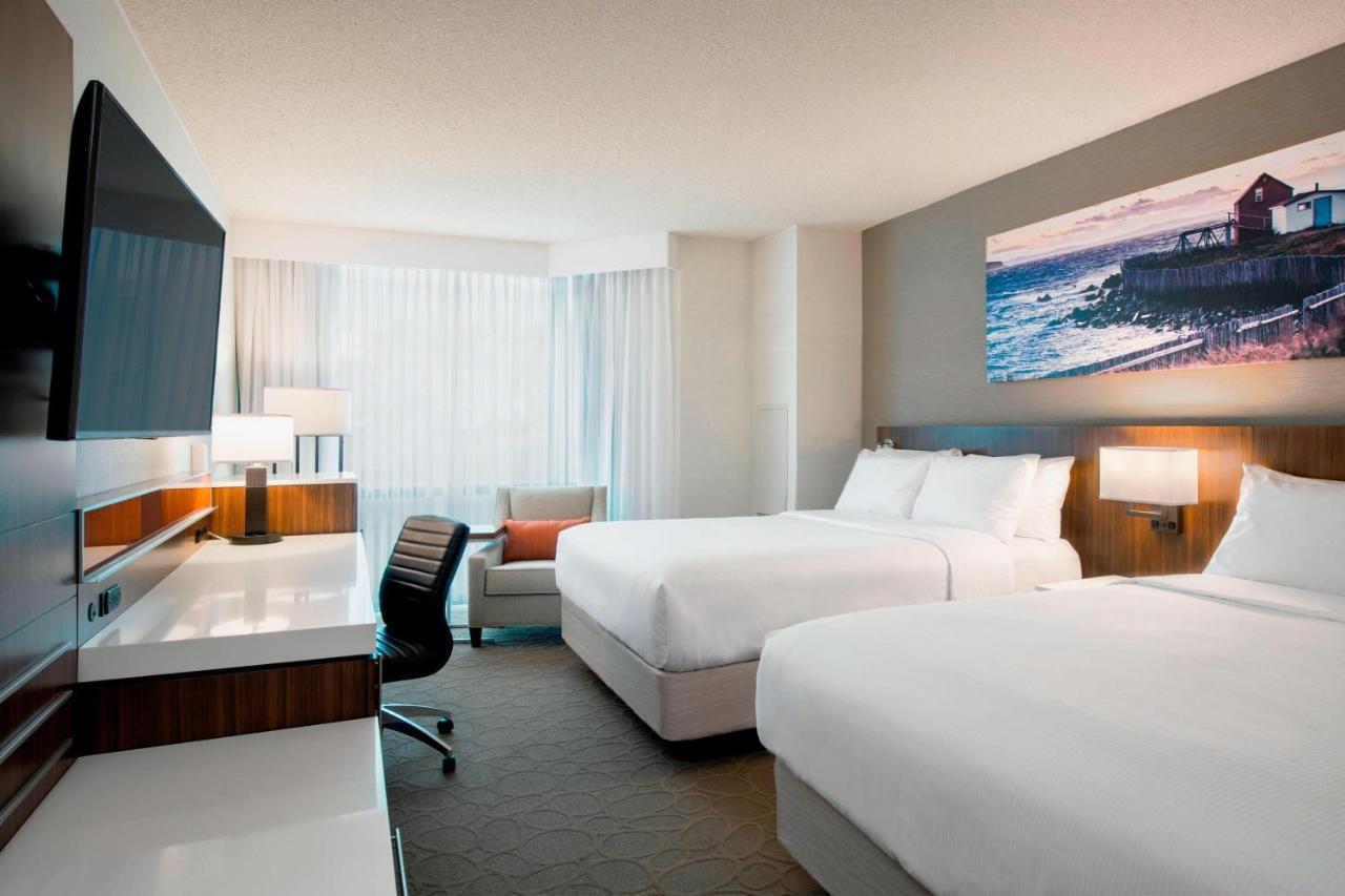Two Queen Beds Room