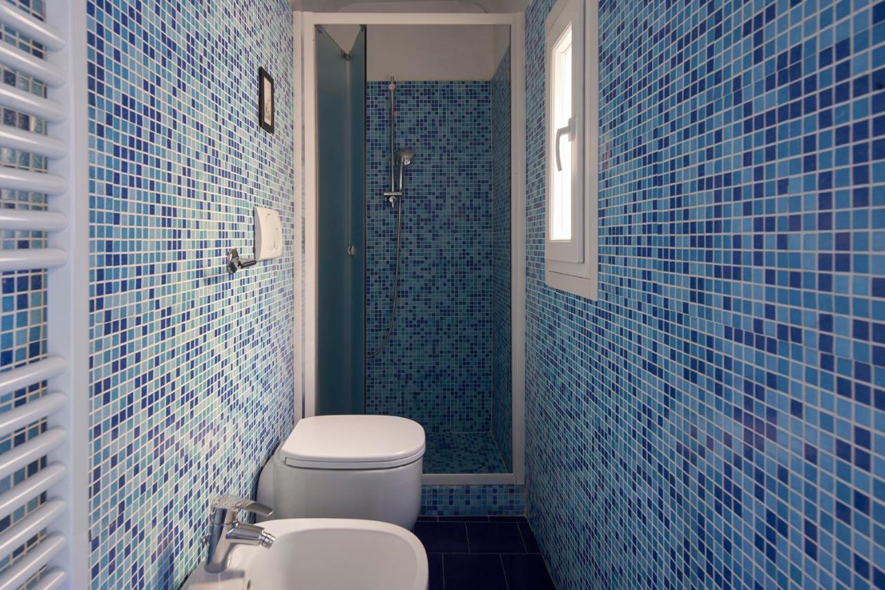 Double or Twin Room Private Bathroom