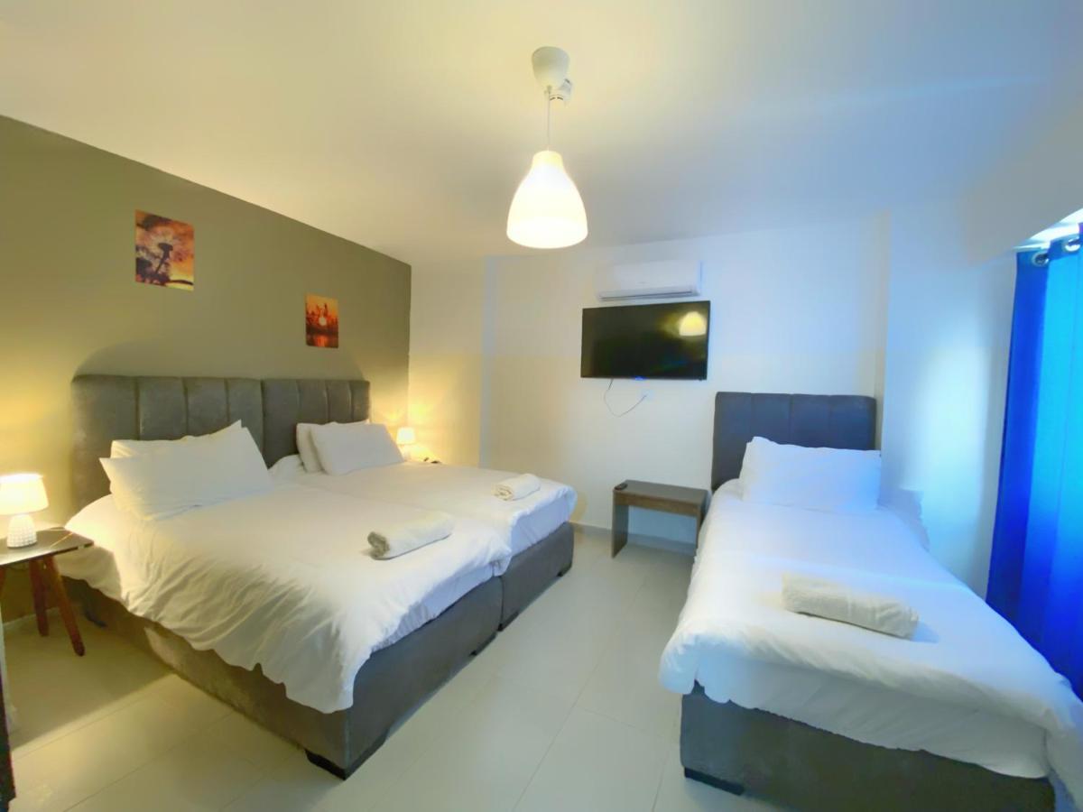 Comfort Triple Room