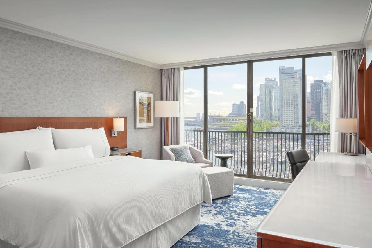 Premium King Room Marina City View,1677856833:JPEG