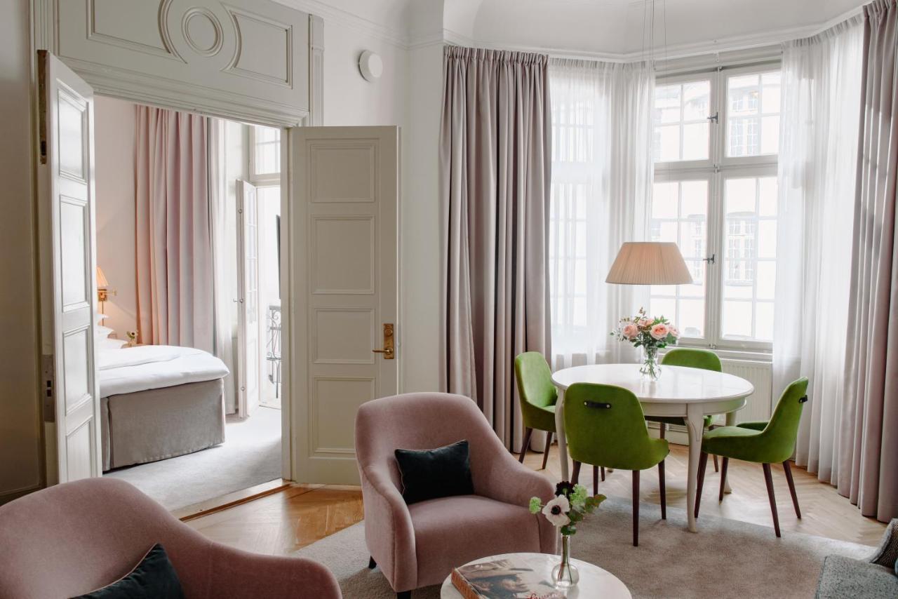Courtyard Suite
