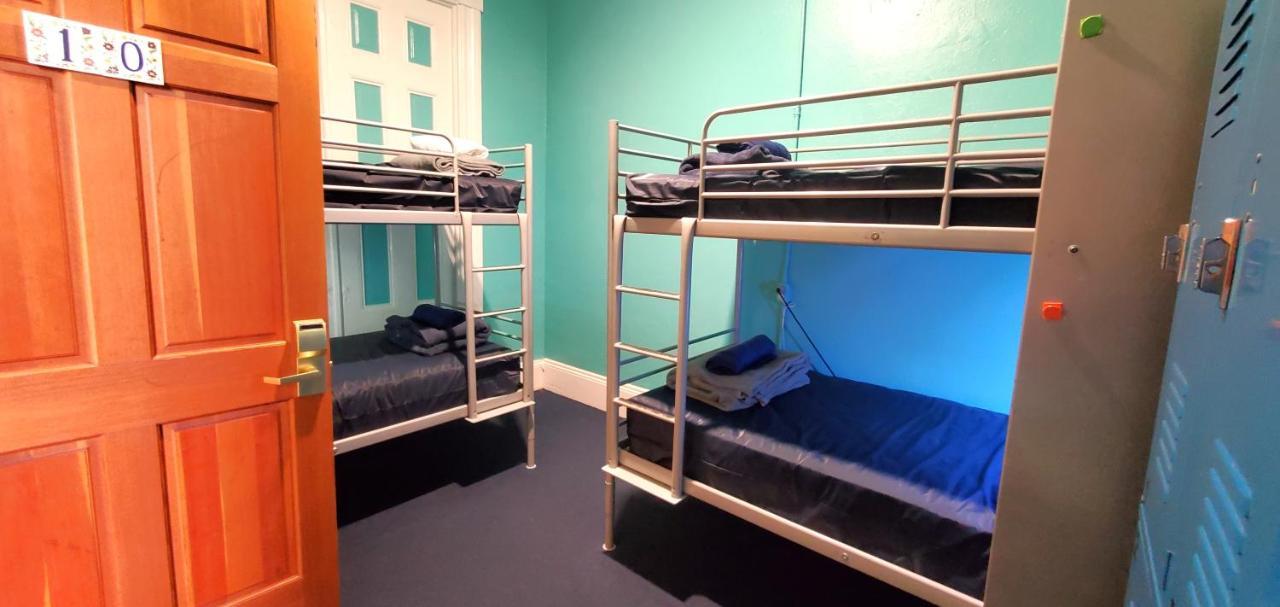 4-Bed Private Room,1379886368:JPEG