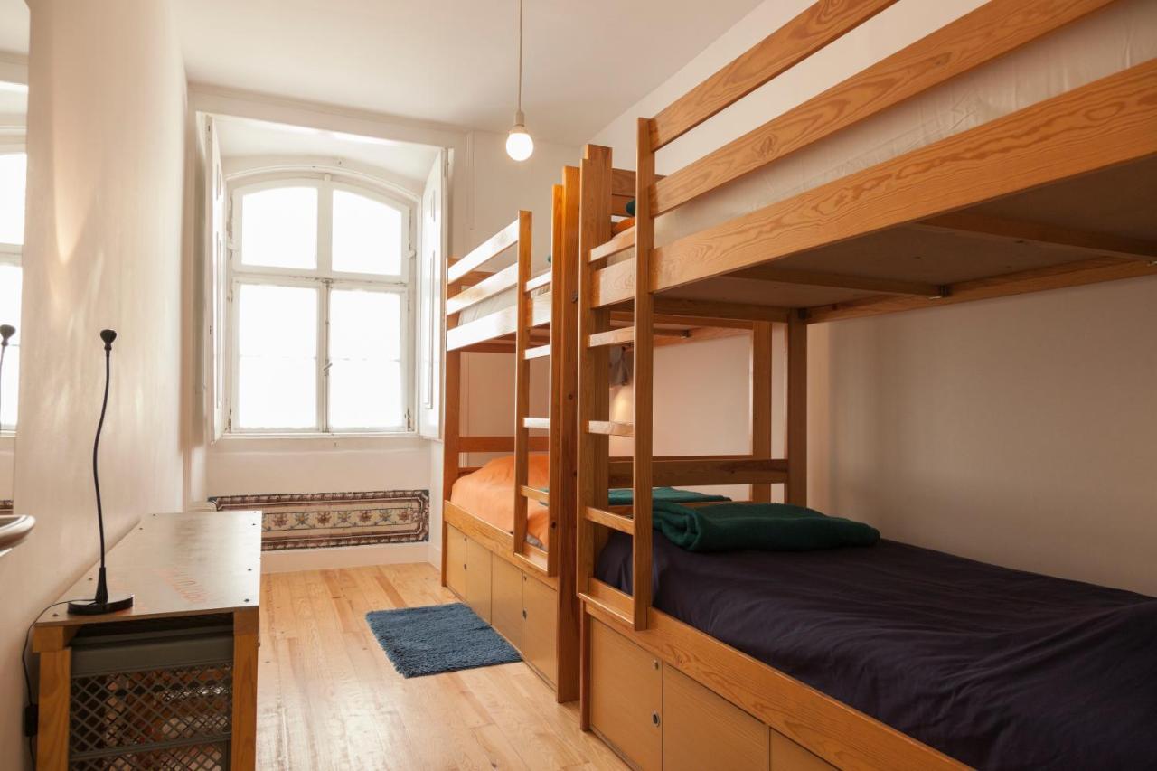 Bed 4-Bed Female Dormitory Room