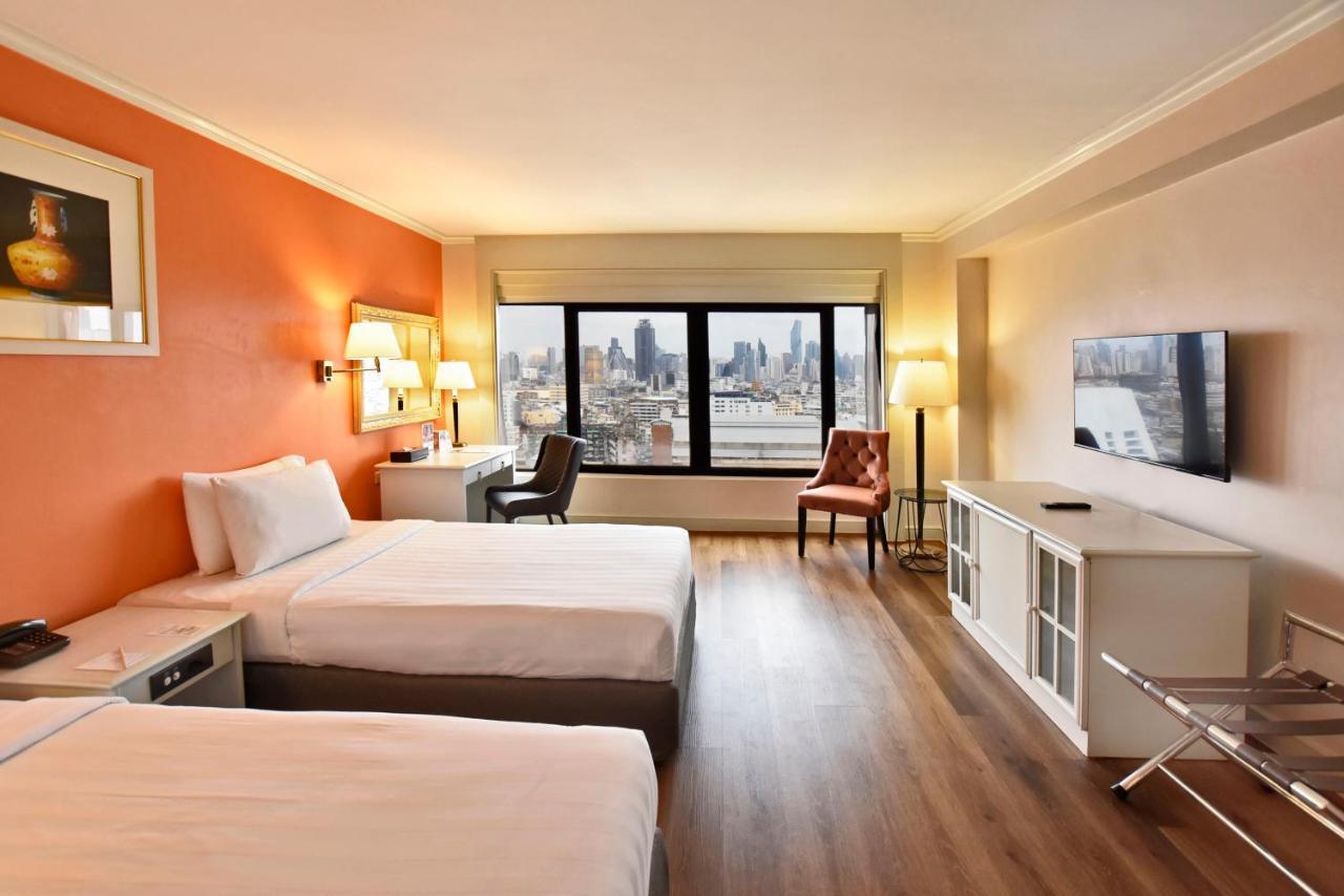 Deluxe River View Twin
