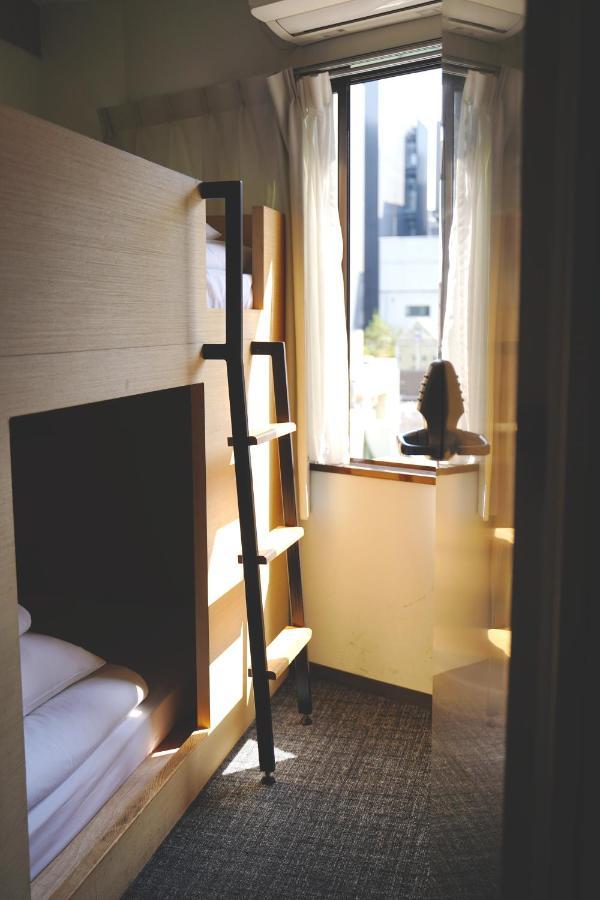 Mixed Dormitory Room,1398740084:JPEG