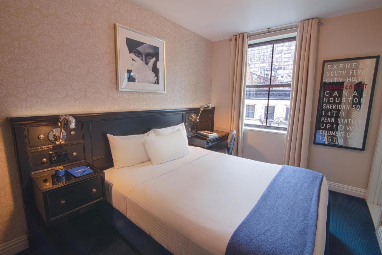 Studio 1 Queen Bed