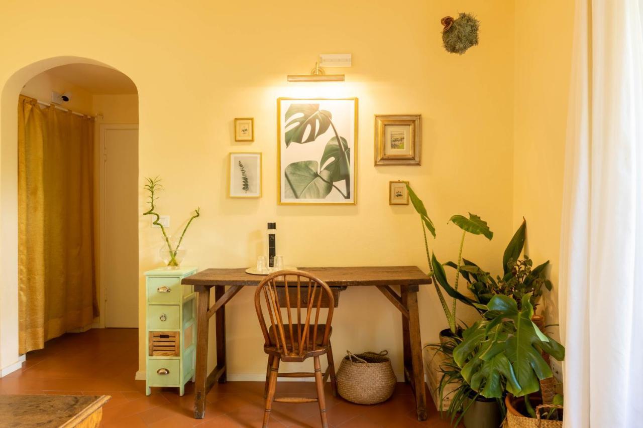 Family Room Garden View