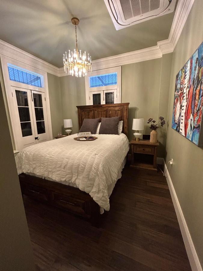 Queen Suite,1541232706:JPEG