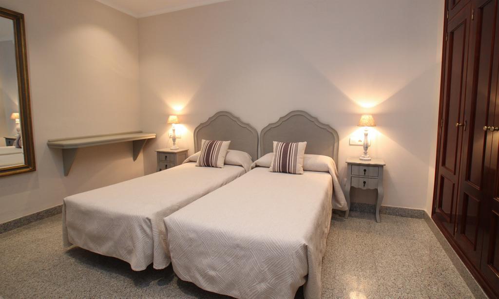 Comfort Triple Room with Shower