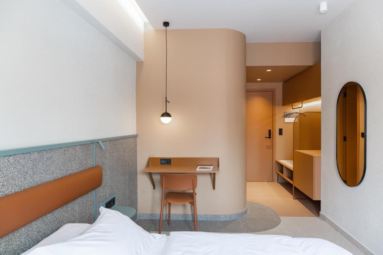 Superior Double or Twin Room,1417042989:JPEG