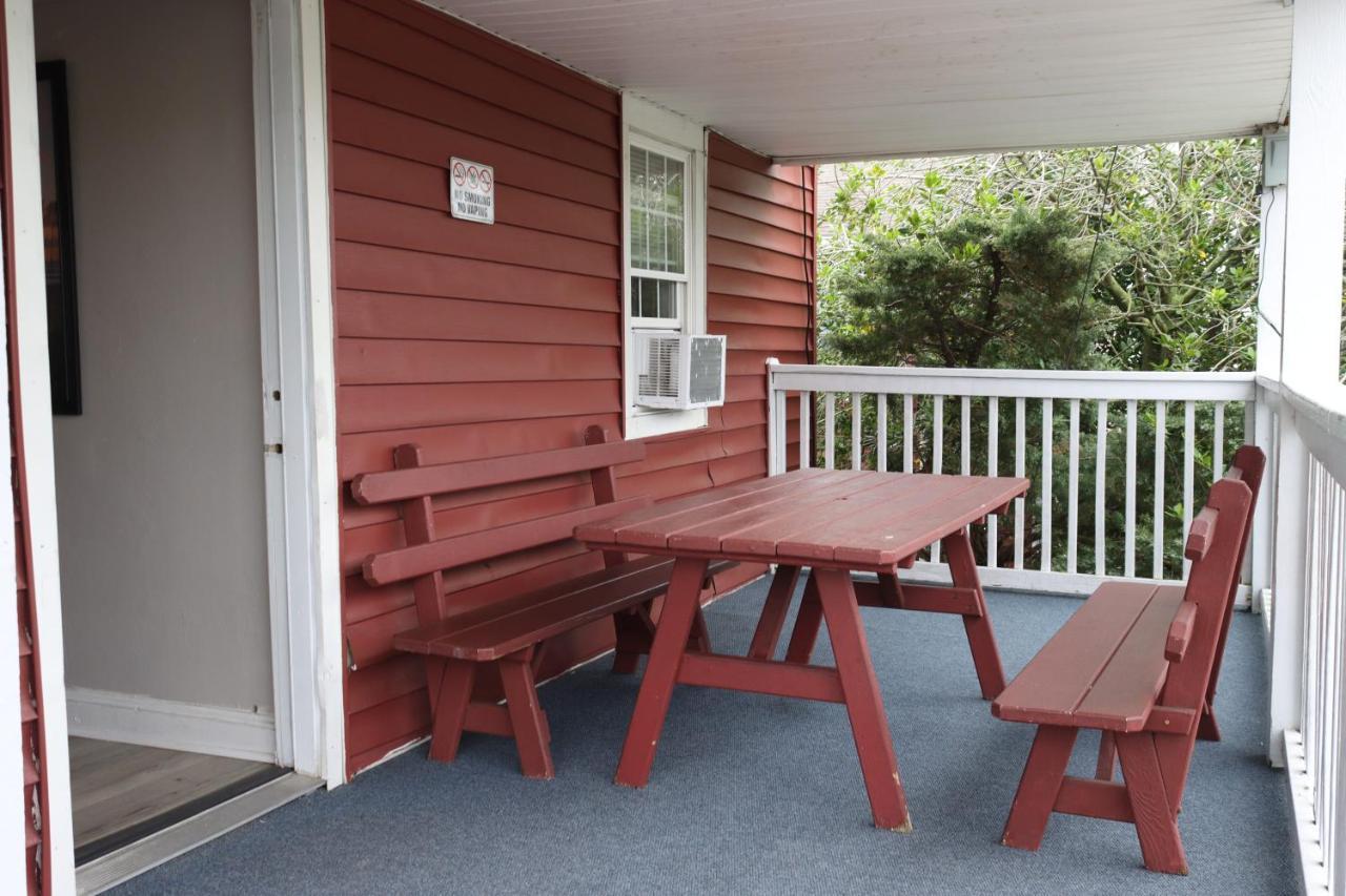 North Bldg- Three Bedroom Apartment