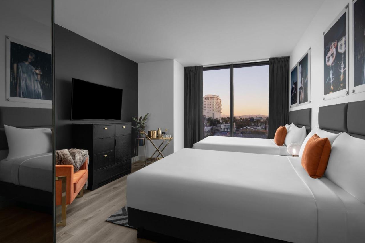 Deluxe Queen Room with Two Queen Beds,1539448651:JPEG