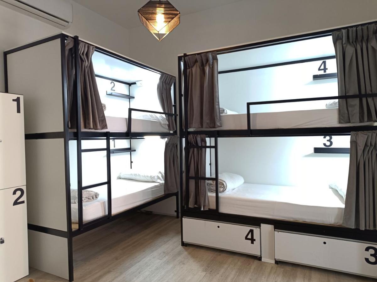 Bed in 12-Bed Mixed Dormitory Room with Private Bathroom
