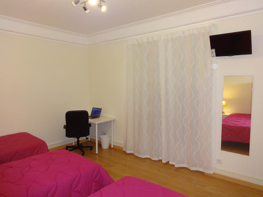 Triple Room with Private Bathroom