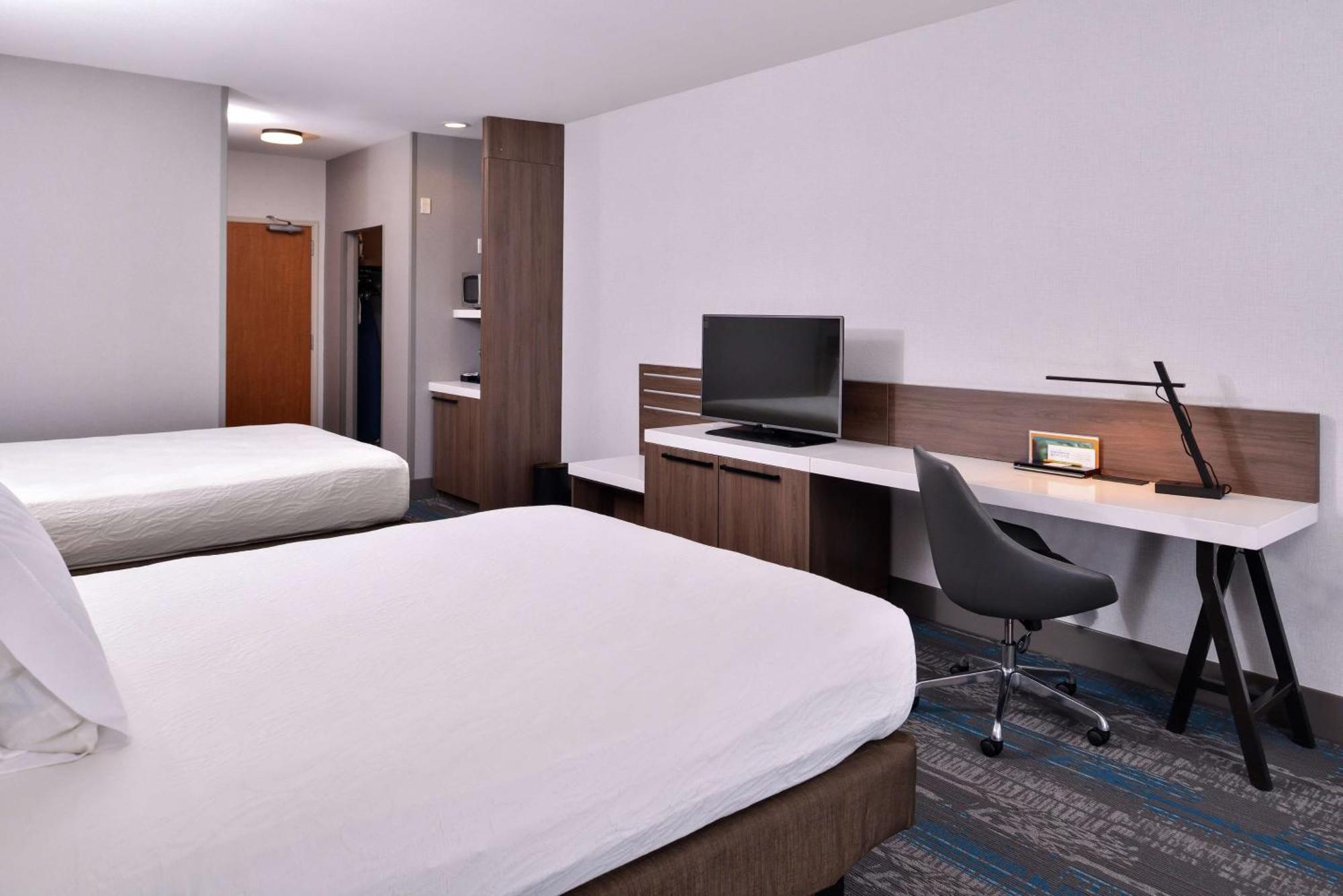 Queen Room with Two Queen Beds