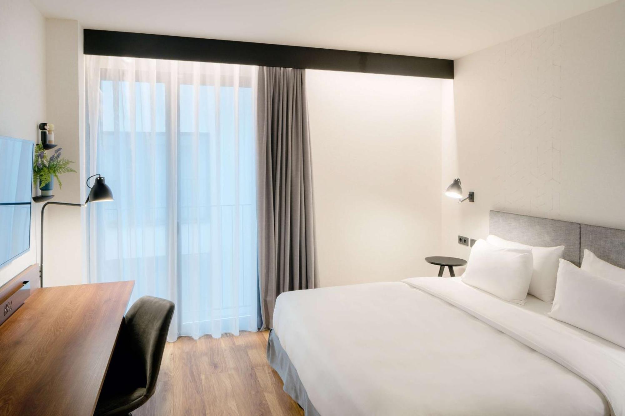 Standard Room Interior Facing