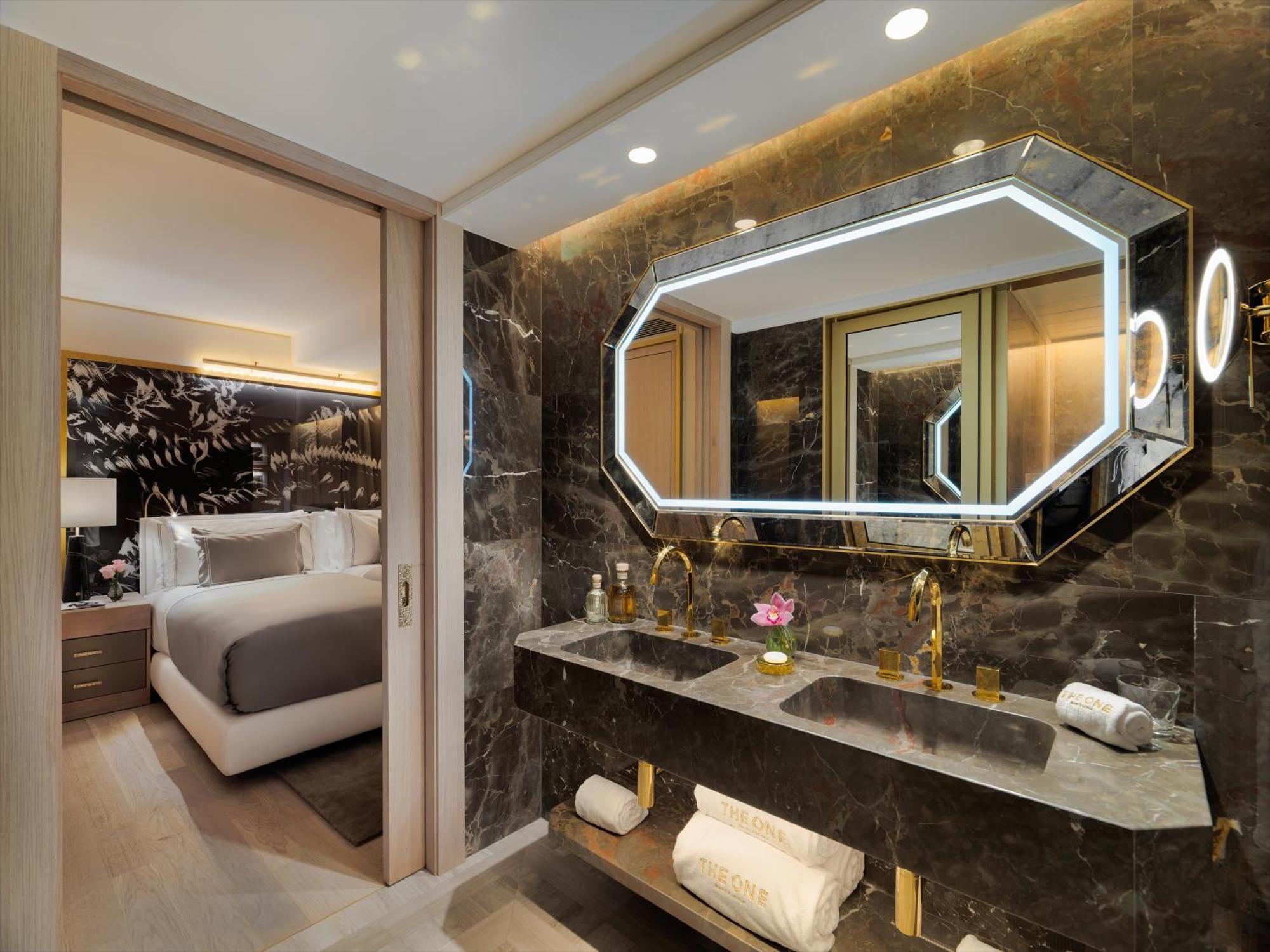 Double Room,1599676495:JPEG