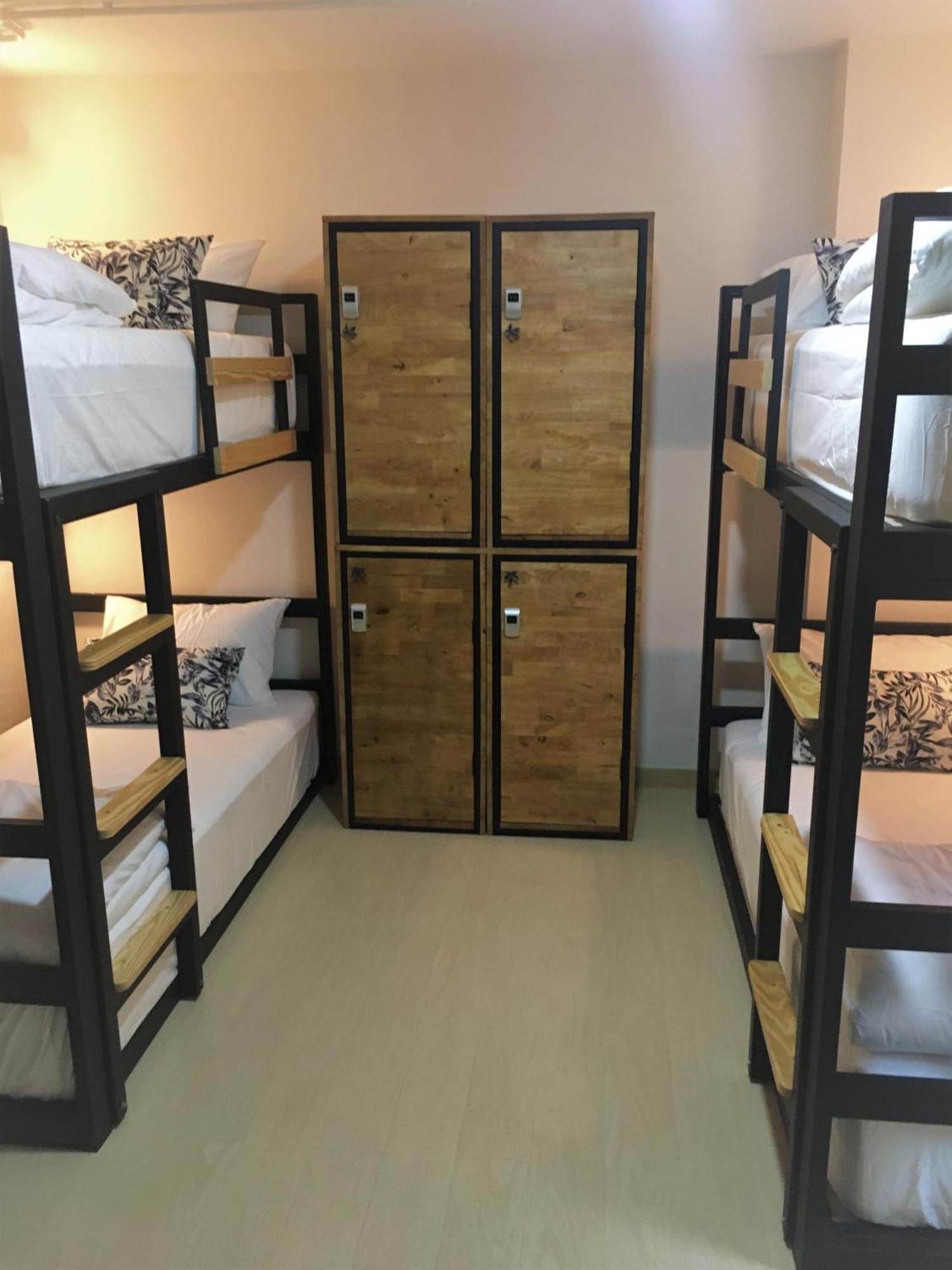 Family Room,1227481199:JPEG