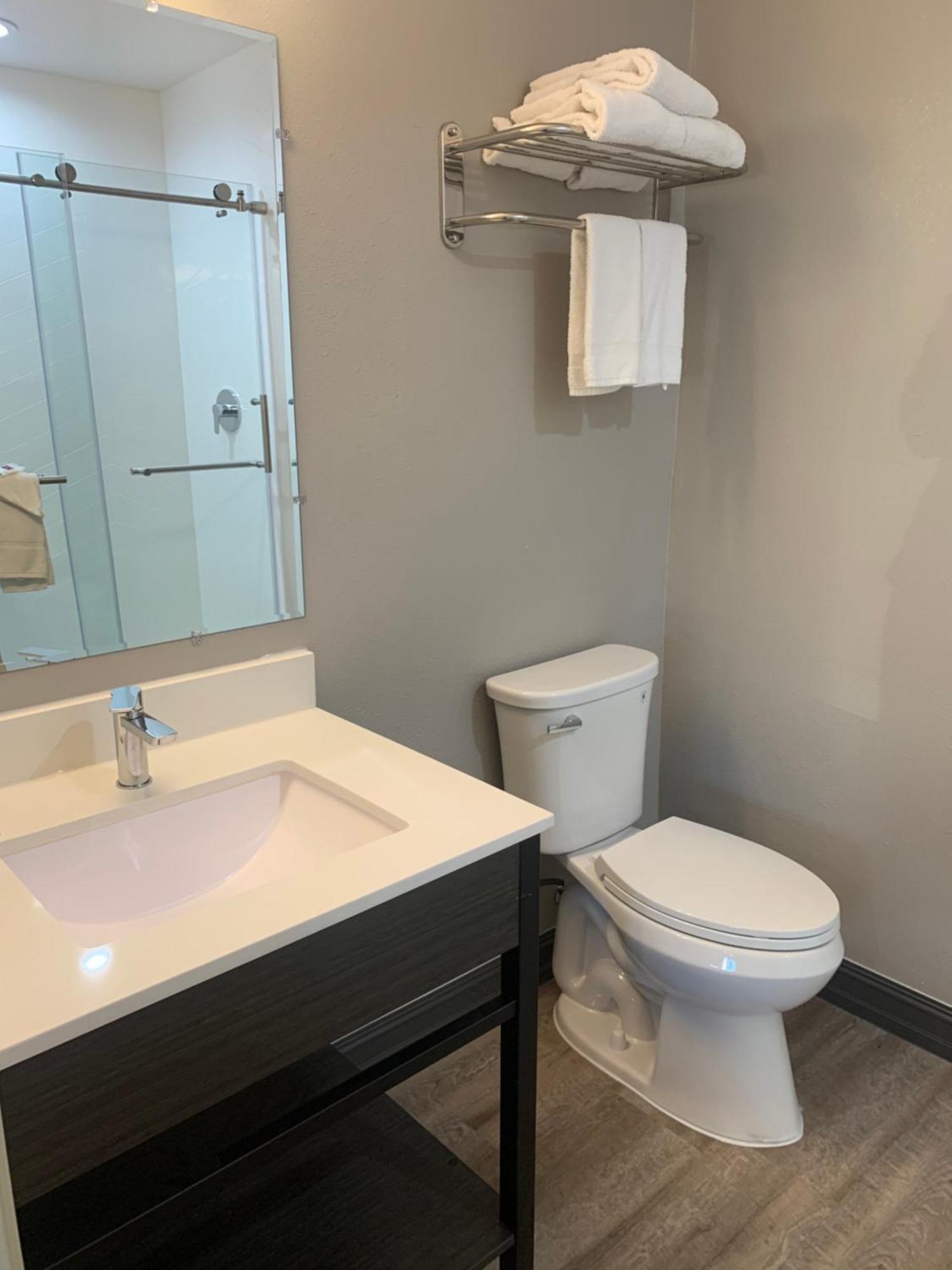 Quadruple Room - Non-Smoking,1534162768:JPEG