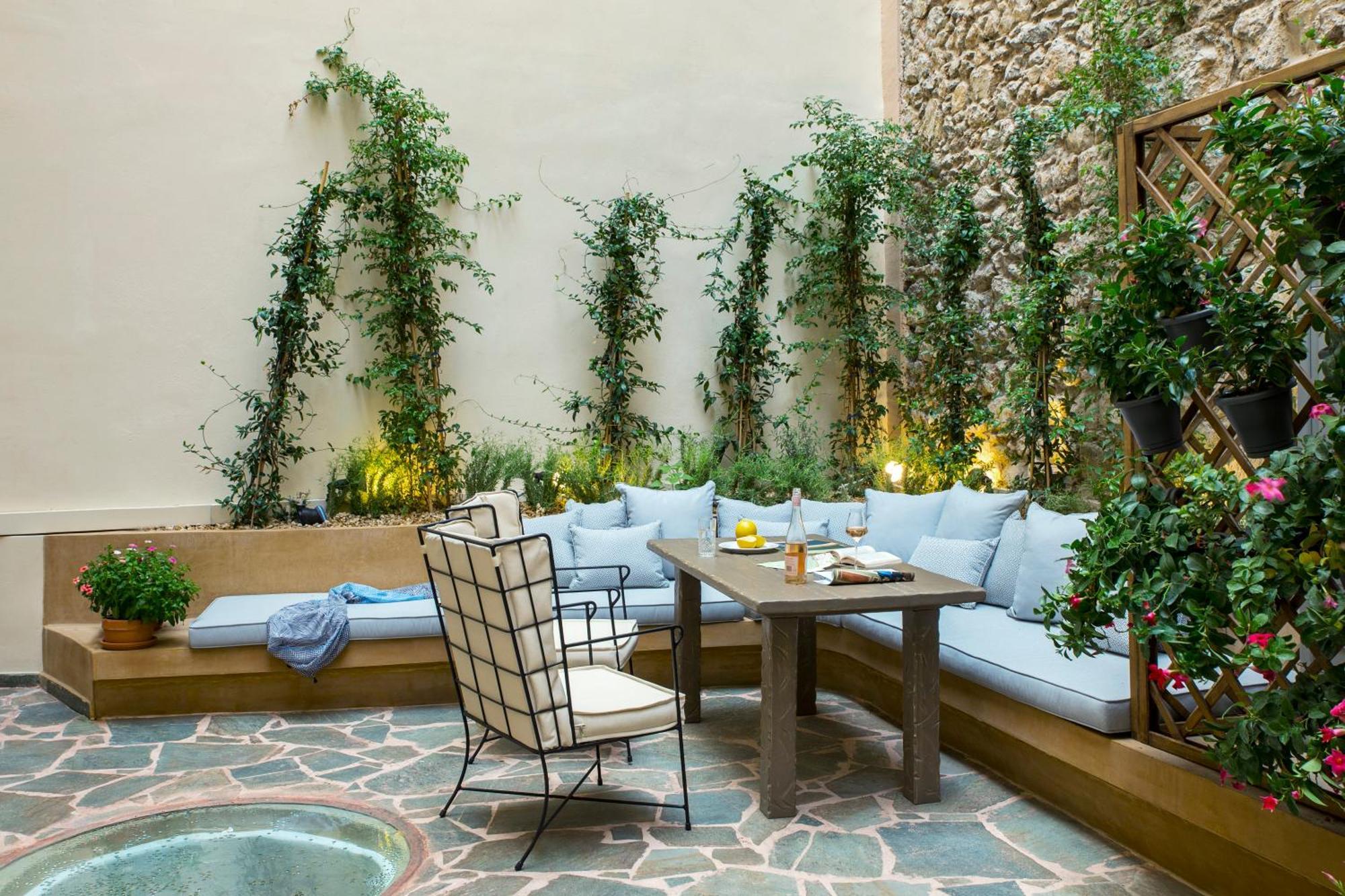 Courtyard Suite,1284839941:JPEG