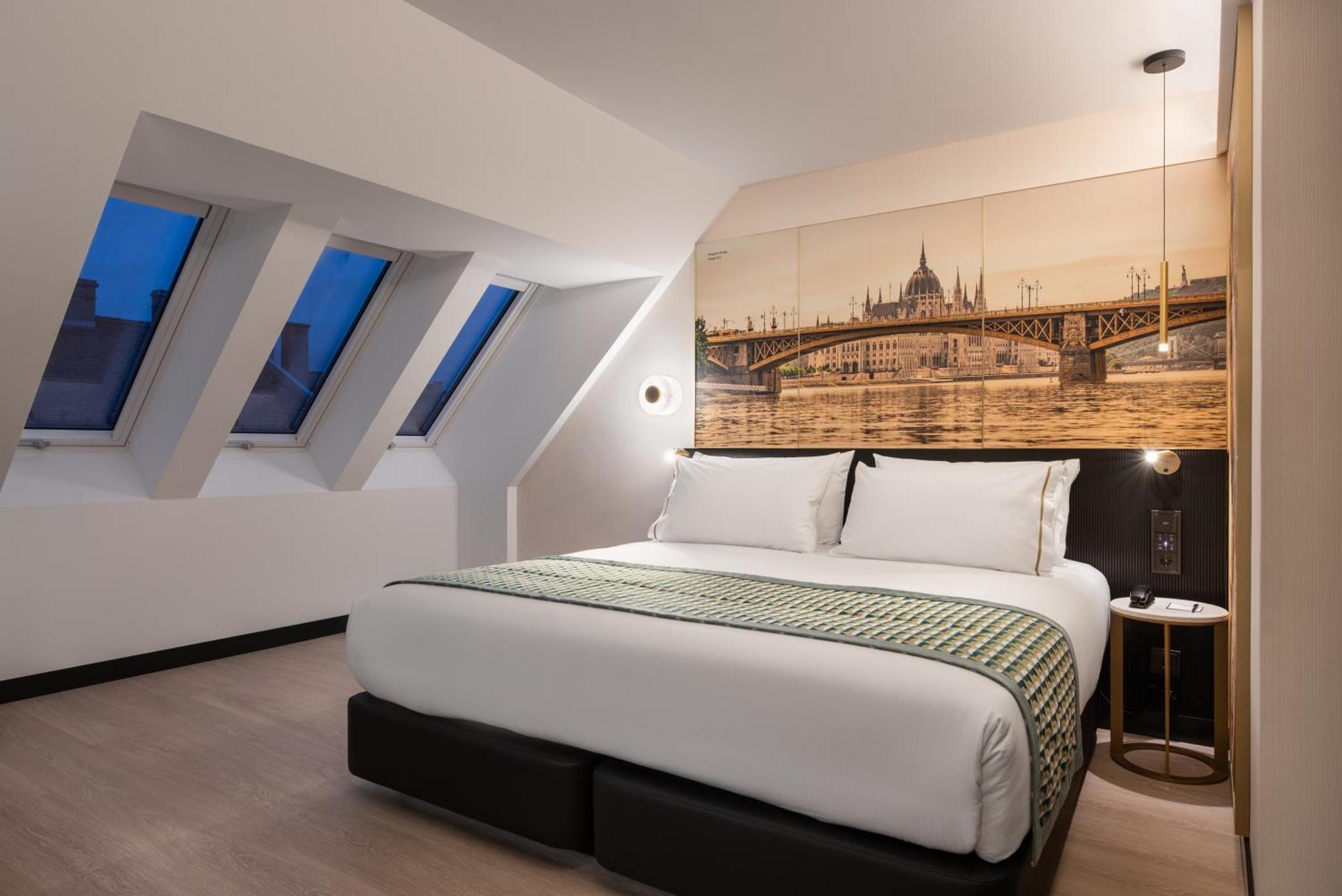 Deluxe Double Room with Parking
