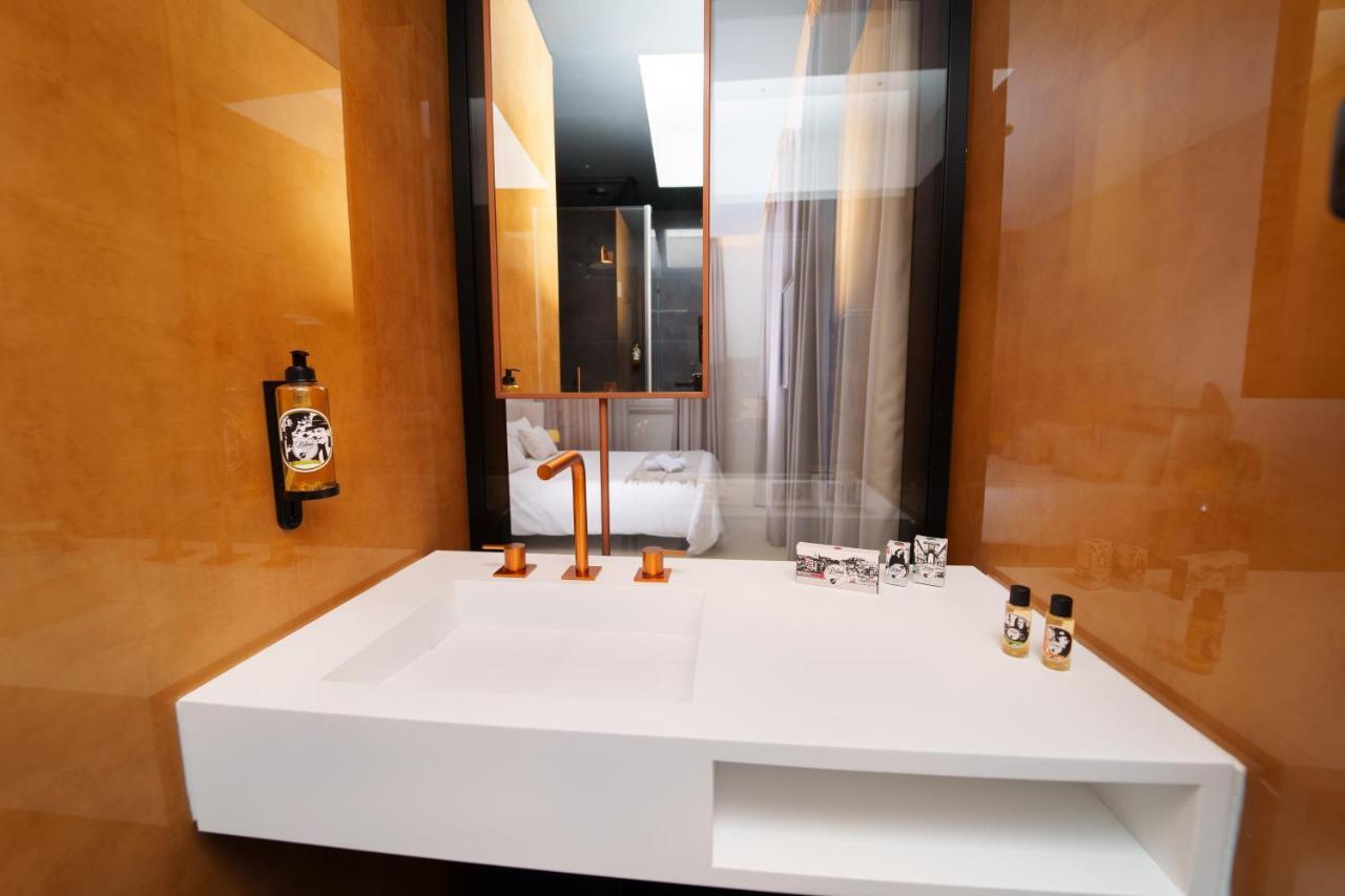 Double Room,1466470235:JPEG
