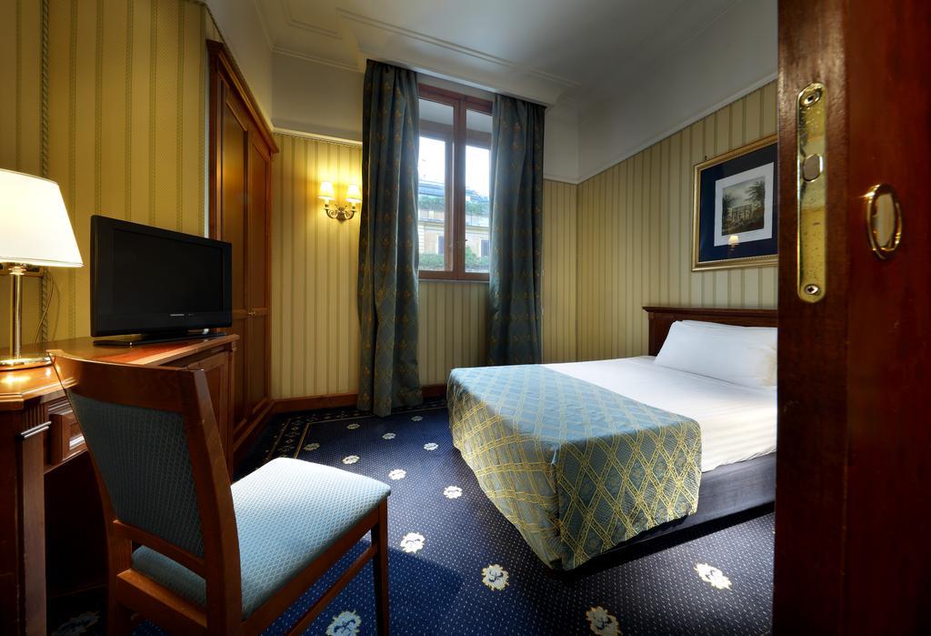 Economy Double Room with Small Bed