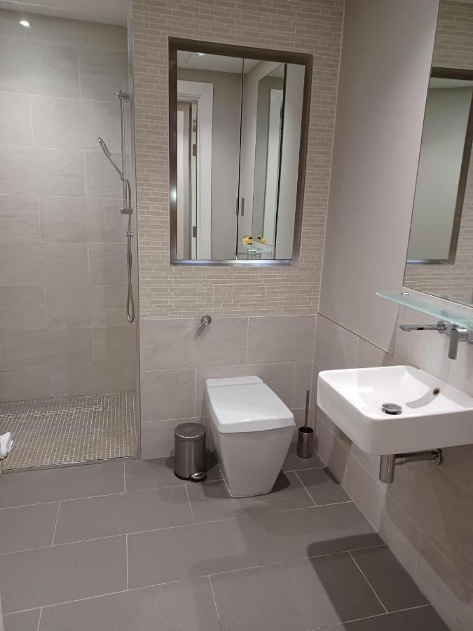 One-Bedroom Apartment,1478295751:JPEG