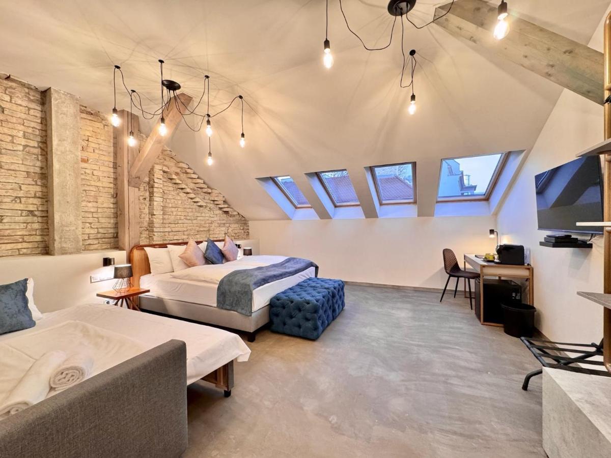 Superior Triple Room