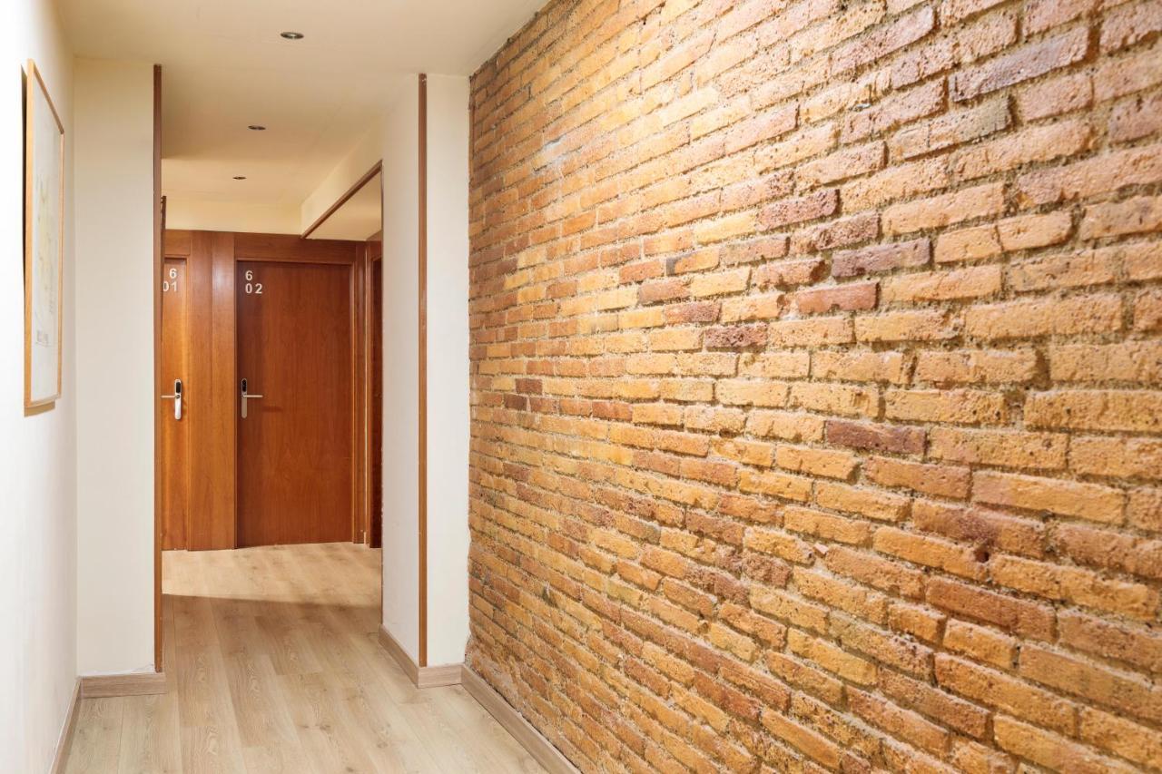 Twin Room,1498481557:JPEG