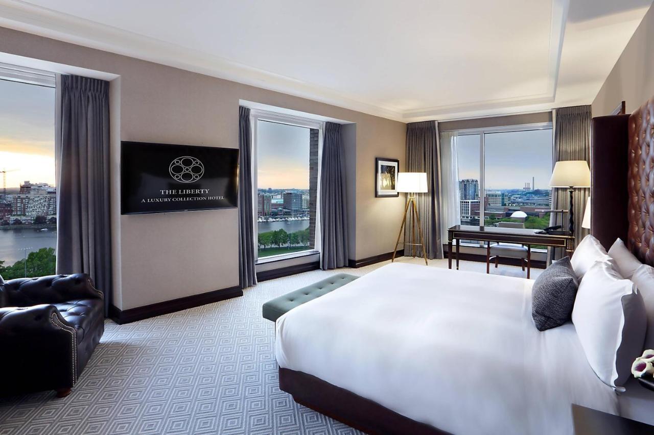 Ebersol, 1 Bedroom Presidential Suite, 1 King, City view