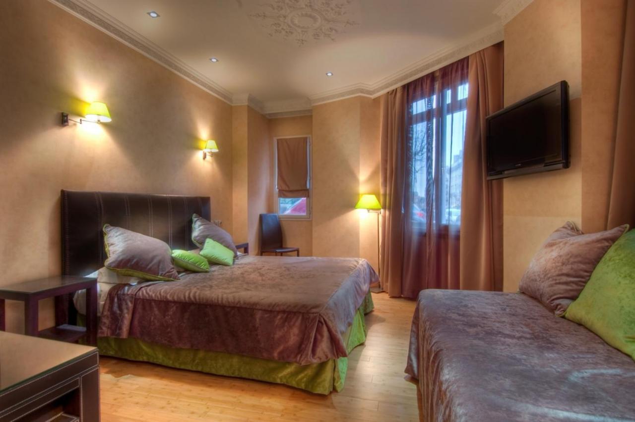 Triple Room,1704858464:JPEG