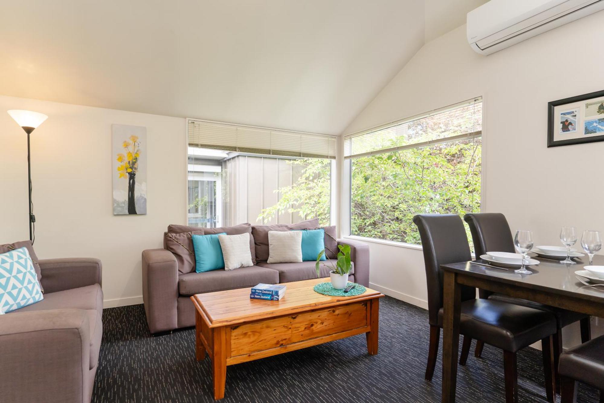 One-Bedroom Apartment,1572688964:JPEG
